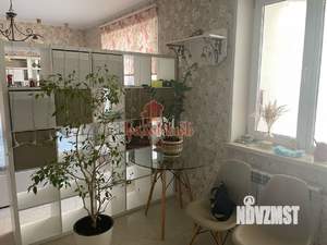 Студия квартира, вторичка, 28м2, 3/6 этаж