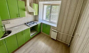 3-к квартира, вторичка, 42м2, 4/4 этаж