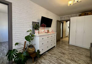 4-к квартира, вторичка, 59м2, 1/5 этаж