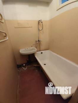 2-к квартира, вторичка, 40м2, 1/5 этаж