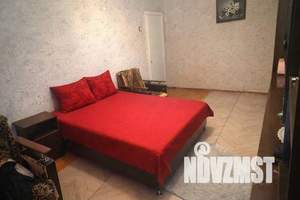 2-к квартира, вторичка, 42м2, 1/5 этаж