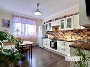 2-к квартира, вторичка, 74м2, 4/17 этаж