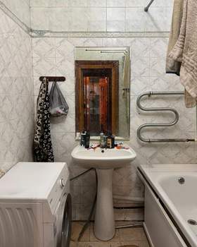 2-к квартира, вторичка, 50м2, 1/5 этаж