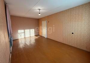 2-к квартира, вторичка, 40м2, 1/5 этаж