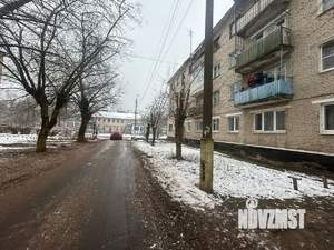 2-к квартира, вторичка, 40м2, 1/4 этаж