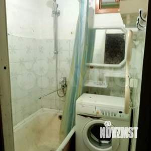 2-к квартира, вторичка, 42м2, 1/5 этаж