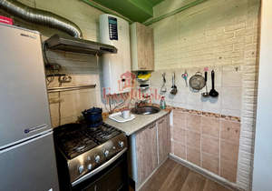 2-к квартира, вторичка, 43м2, 1/5 этаж