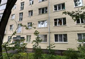 2-к квартира, вторичка, 42м2, 1/5 этаж