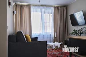 2-к квартира, вторичка, 39м2, 1/4 этаж