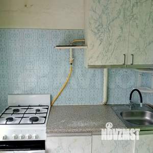2-к квартира, вторичка, 42м2, 1/5 этаж