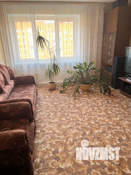 3-к квартира, вторичка, 63м2, 7/9 этаж