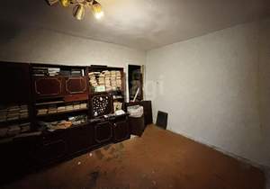 2-к квартира, вторичка, 42м2, 1/5 этаж