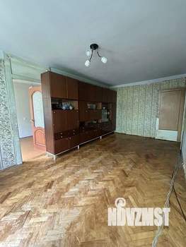 3-к квартира, вторичка, 56м2, 4/5 этаж