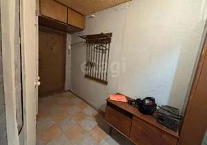 2-к квартира, вторичка, 45м2, 1/9 этаж