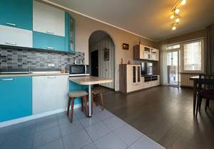 2-к квартира, вторичка, 72м2, 10/16 этаж