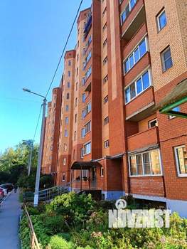 2-к квартира, вторичка, 57м2, 1/10 этаж