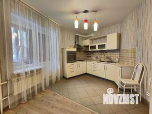 3-к квартира, вторичка, 91м2, 1/9 этаж