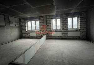 3-к квартира, вторичка, 78м2, 1/4 этаж