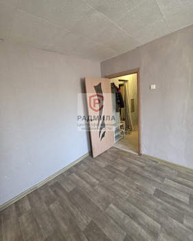 2-к квартира, вторичка, 42м2, 4/4 этаж