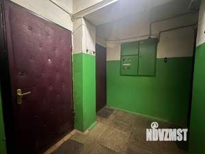 2-к квартира, вторичка, 42м2, 1/5 этаж