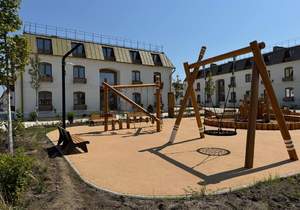 2-к квартира, вторичка, 75м2, 1/3 этаж