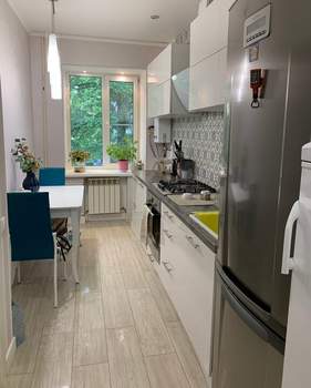 2-к квартира, вторичка, 56м2, 3/3 этаж