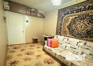 2-к квартира, вторичка, 42м2, 1/5 этаж