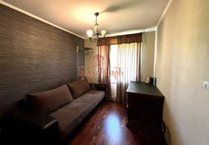 3-к квартира, вторичка, 54м2, 5/5 этаж