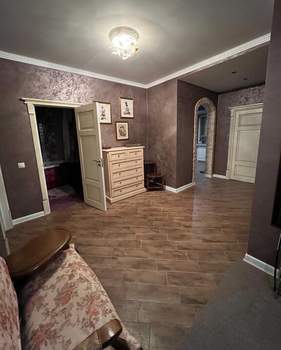 2-к квартира, вторичка, 75м2, 2/10 этаж