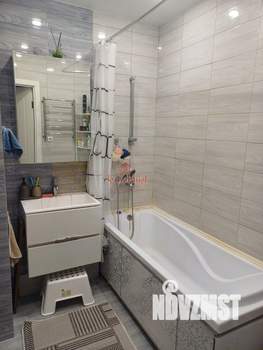 2-к квартира, вторичка, 72м2, 1/9 этаж