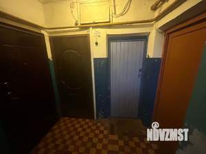 2-к квартира, вторичка, 40м2, 1/4 этаж