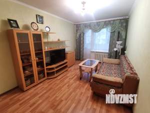 2-к квартира, вторичка, 42м2, 1/5 этаж