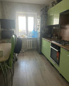 3-к квартира, вторичка, 70м2, 9/9 этаж