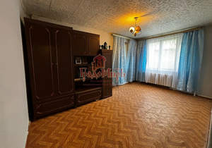 2-к квартира, вторичка, 45м2, 1/9 этаж