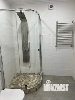 2-к квартира, вторичка, 101м2, 15/19 этаж