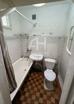 1-к квартира, вторичка, 30м2, 5/5 этаж