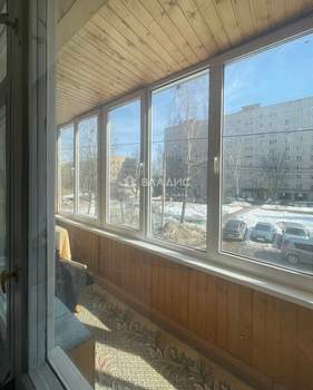 4-к квартира, вторичка, 77м2, 2/9 этаж