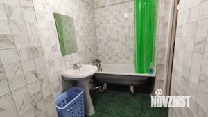 2-к квартира, вторичка, 53м2, 1/4 этаж