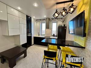 2-к квартира, вторичка, 64м2, 13/13 этаж