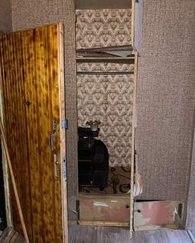 Студия квартира, вторичка, 52м2, 3/9 этаж