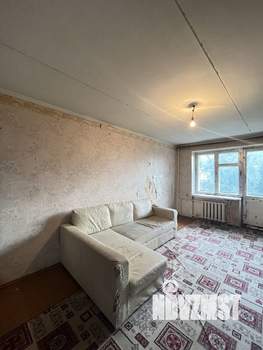 2-к квартира, вторичка, 46м2, 3/5 этаж