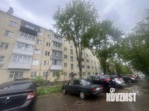 2-к квартира, вторичка, 42м2, 1/5 этаж