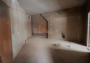 3-к квартира, вторичка, 95м2, 1/9 этаж