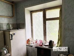 2-к квартира, вторичка, 42м2, 1/5 этаж