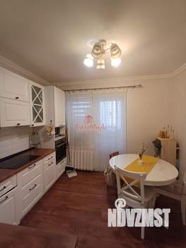 2-к квартира, вторичка, 72м2, 1/9 этаж