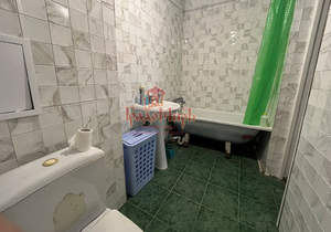 2-к квартира, вторичка, 53м2, 1/4 этаж