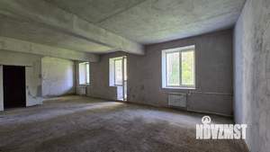 2-к квартира, вторичка, 54м2, 1/3 этаж