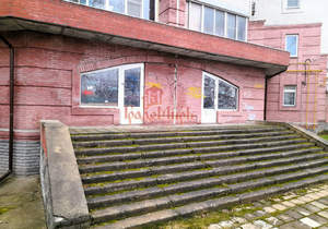 3-к квартира, вторичка, 95м2, 1/9 этаж