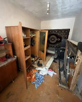 2-к квартира, вторичка, 42м2, 1/5 этаж