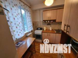 2-к квартира, вторичка, 45м2, 2/5 этаж